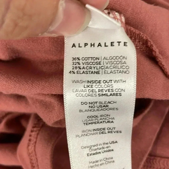 Alphalete Men's L Short Sleeve Pink Lightweight Stretch Badge Logo Crew T-Shirt - Picture 6 of 6